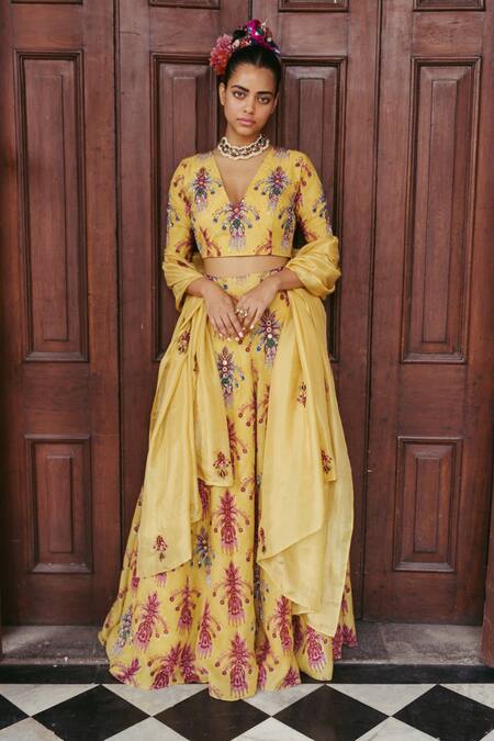 Buy_Jodi_Yellow Silk Bead Work, Block Print, Sequins Sariska Lehenga _Online_at_Aza_Fashions
