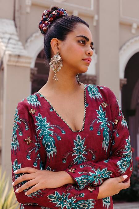 Jodi_Red Organza, Mulberry Silk Bead Work, Block Print, Tajdar Hand Kurta Set_at_Aza_Fashions