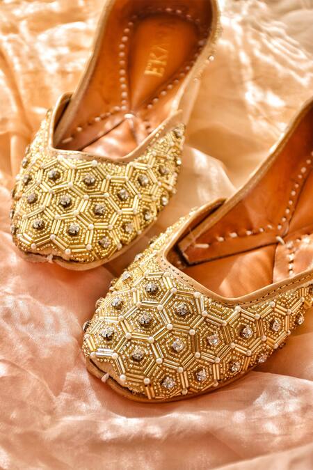 House Of Ekara_Gold Embroidered Juttis _Online_at_Aza_Fashions