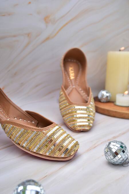 Shop_House Of Ekara_Gold Embroidered Shimmer Juttis _Online_at_Aza_Fashions