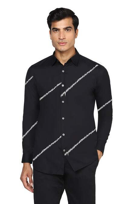 Noonoo_Black 100% Giza Cotton Zig Zag Blur Embroidered Panel Shirt _Online_at_Aza_Fashions