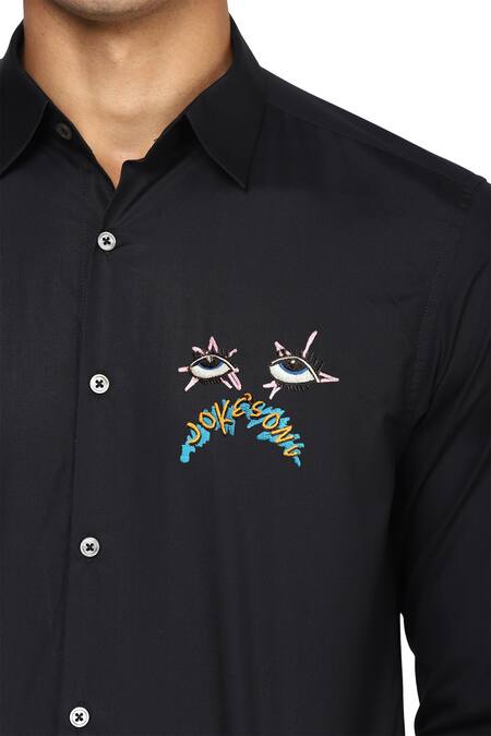 Noonoo Black 100% Giza Cotton Typography Jokes On U Embroidered Shirt Online at Aza Fashions Noonoo_Black 100% Giza Cotton Typography Jokes On U Embroidered Shirt _Online_at_Aza_Fashions