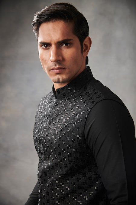 Buy_Gargee Designers_Black Silk Embroidered Cutdana Work Bundi And Kurta Set _Online_at_Aza_Fashions