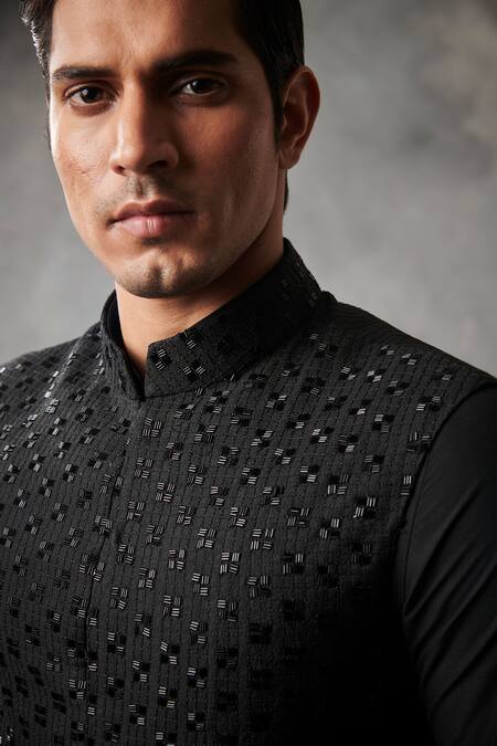 Gargee Designers_Black Silk Embroidered Cutdana Work Bundi And Kurta Set _at_Aza_Fashions