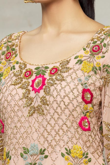Abhi Singh Peach Net, Georgette, Shantoon Floral, Jaal Round Embroidered Kurta Gharara Set at Aza Fashions Abhi Singh_Peach Net, Georgette, Shantoon Floral, Jaal Round Embroidered Kurta Gharara Set _at_Aza_Fashions