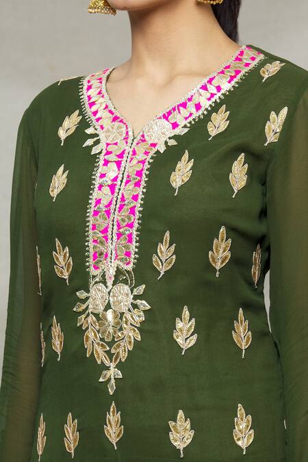 Abhi Singh_Green Georgette, Shantoon Floral Leaf Neck Embroidered Kurta Gharara Set _at_Aza_Fashions