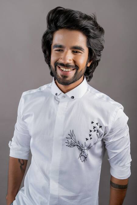 Hilo Design White Cotton Satin Reindeer Bianco Shirt Online at Aza Fashions Hilo Design_White Cotton Satin Reindeer Bianco Shirt _Online_at_Aza_Fashions