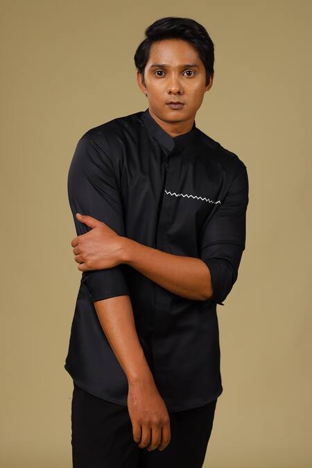 Hilo Design_Black Cotton Satin Geometric Shirt _Online_at_Aza_Fashions