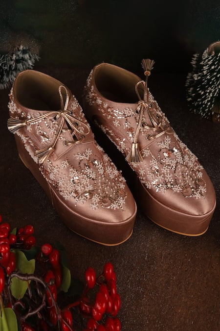 Tiesta Begum Embroidered Sneakers 