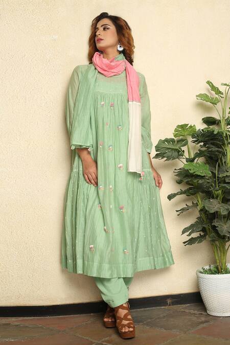 Falguni.Foram_Green Inner Slip Zari Butti Mal, Kurta , Scarf Set _Online_at_Aza_Fashions