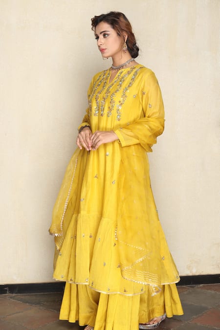Falguni.Foram_Yellow Inner Slip Mal, Kurta Chanderi Silk, Sharara Viscose And Dupatta Set _Online_at_Aza_Fashions