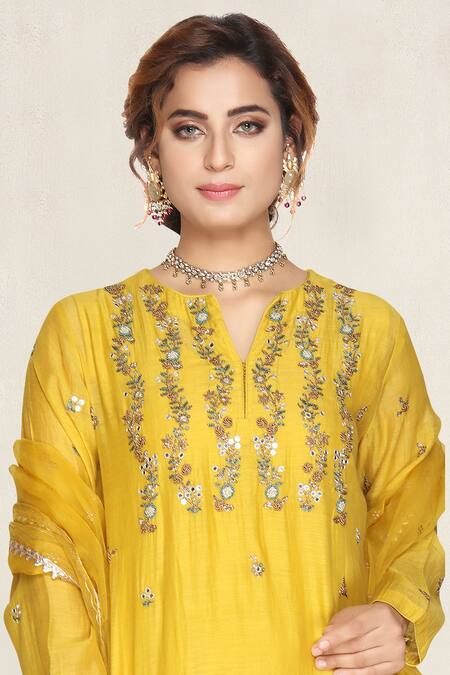 Buy Falguni.Foram Yellow Inner Slip Mal, Kurta Chanderi Silk, Sharara Viscose And Dupatta Set Online at Aza Fashions Buy_Falguni.Foram_Yellow Inner Slip Mal, Kurta Chanderi Silk, Sharara Viscose And Dupatta Set _Online_at_Aza_Fashions
