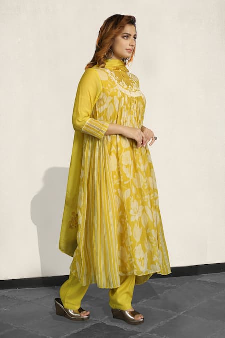 Shop Falguni.Foram Yellow Inner Slip Mal, Kurta , Pant And Dupatta Set at Aza Fashions Shop_Falguni.Foram_Yellow Inner Slip Mal, Kurta , Pant And Dupatta Set _at_Aza_Fashions