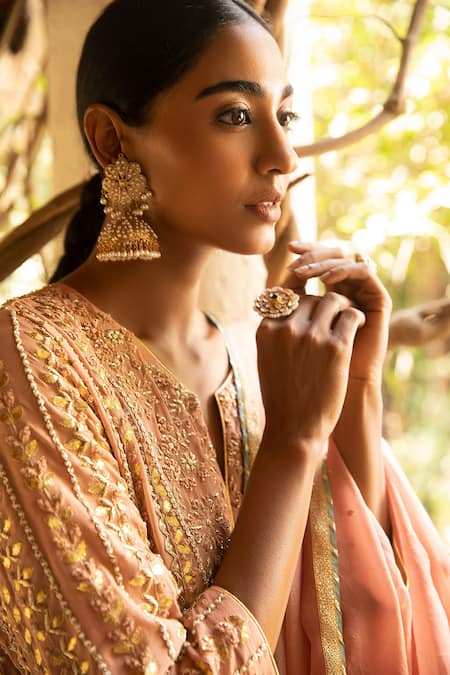 Buy Kritika Dawar Pink Dupatta Net, Kurta Georgette, Skirt Floral Embroidered Lehenga Set Online at Aza Fashions Buy_Kritika Dawar_Pink Dupatta Net, Kurta Georgette, Skirt Floral Embroidered Lehenga Set _Online_at_Aza_Fashions