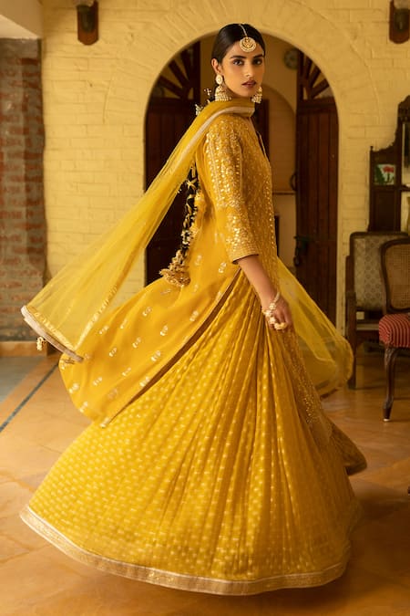 Shop Kritika Dawar Yellow Dupatta Net, Kurta Georgette, Skirt Banarasi Embroidered Lehenga Set at Aza Fashions Shop_Kritika Dawar_Yellow Dupatta Net, Kurta Georgette, Skirt Banarasi Embroidered Lehenga Set _at_Aza_Fashions