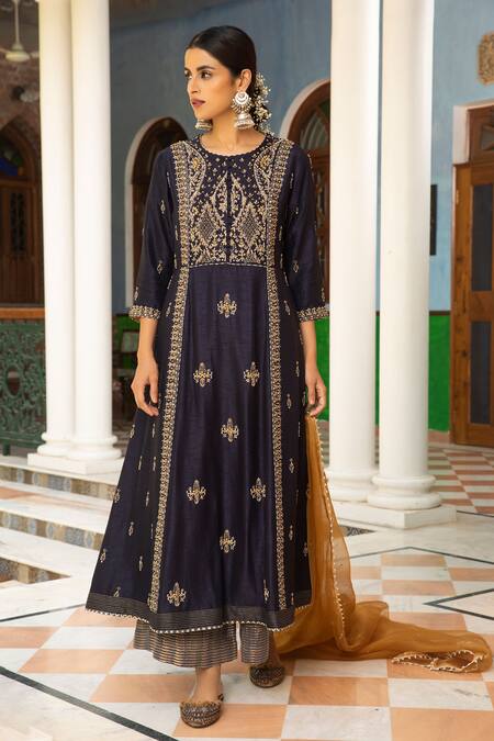 Kritika Dawar Blue Dupatta Organza, Kurta Silk, Pant Tissue Zari Embroidered Palazzo Set Online at Aza Fashions Kritika Dawar_Blue Dupatta Organza, Kurta Silk, Pant Tissue Zari Embroidered Palazzo Set _Online_at_Aza_Fashions