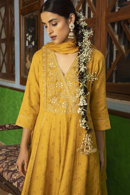 Kritika Dawar Yellow Anarkali Tissue Chanderi, Churidar Lycra Net, Hand Embroidered Set Online at Aza Fashions Kritika Dawar_Yellow Anarkali Tissue Chanderi, Churidar Lycra Net, Hand Embroidered Set_Online_at_Aza_Fashions