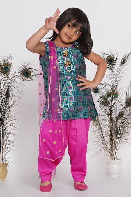 Little Bansi Geometric Print Kurta Set 