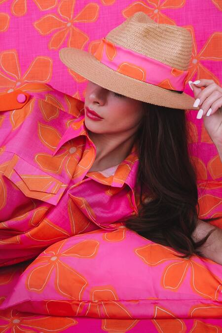 Buy_Sonam Parmar Jhawar_Pink Linen Floral Collared Neck Peaches Printed Top And Short Set _Online_at_Aza_Fashions