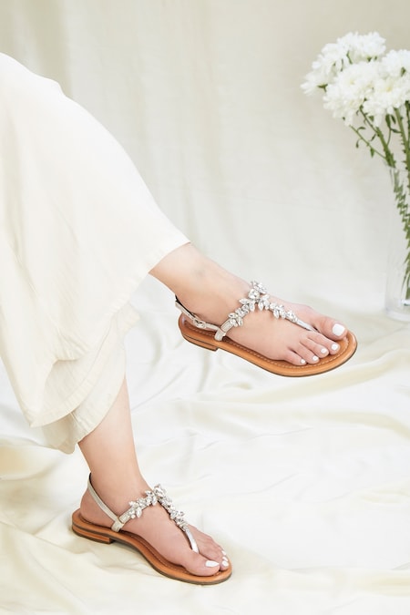 Front shop strap sandals