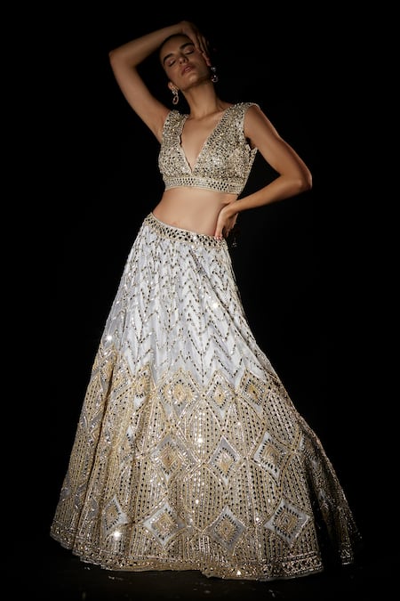 Buy_Angad Singh_Grey Organza Geometric V Neck Embroidered Bridal Lehenga Set _Online_at_Aza_Fashions
