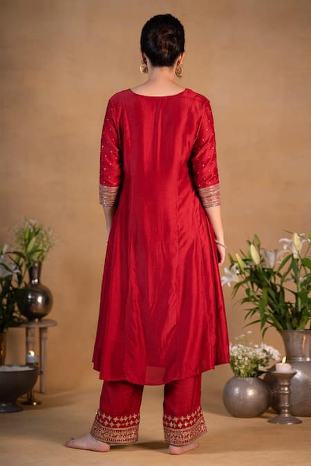 Pants And Pajamas Zardozi Embroidered Neckline Kurta 