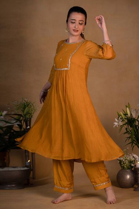 Buy Pants And Pajamas Pink Chanderi Sequins, Zardozi Work Round Embroidered Kurta Online at Aza Fashions Buy_Pants And Pajamas_Pink Chanderi Sequins, Zardozi Work Round Embroidered Kurta _Online_at_Aza_Fashions