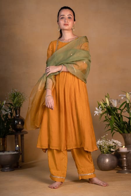 Buy_Pants And Pajamas_Yellow Organza Sequins, Zardozi Work Ombre Embroidered Dupatta _Online_at_Aza_Fashions