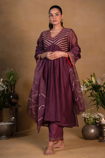 Pants And Pajamas Purple Organza Gota Work, Sequins Embroidered Dupatta Online at Aza Fashions Pants And Pajamas_Purple Organza Gota Work, Sequins Embroidered Dupatta _Online_at_Aza_Fashions