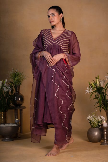 Buy Pants And Pajamas Purple Organza Gota Work, Sequins Embroidered Dupatta Online at Aza Fashions Buy_Pants And Pajamas_Purple Organza Gota Work, Sequins Embroidered Dupatta _Online_at_Aza_Fashions