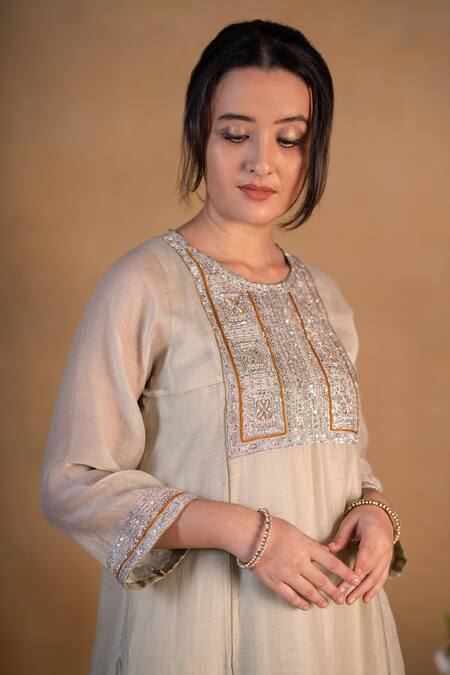 Shop Pants And Pajamas Beige Chanderi, Cotton Silk, Tissue Silver Zari Zardozi Embroidered Kurta Set Online at Aza Fashions Shop_Pants And Pajamas_Beige Chanderi, Cotton Silk, Tissue Silver Zari Zardozi Embroidered Kurta Set _Online_at_Aza_Fashions