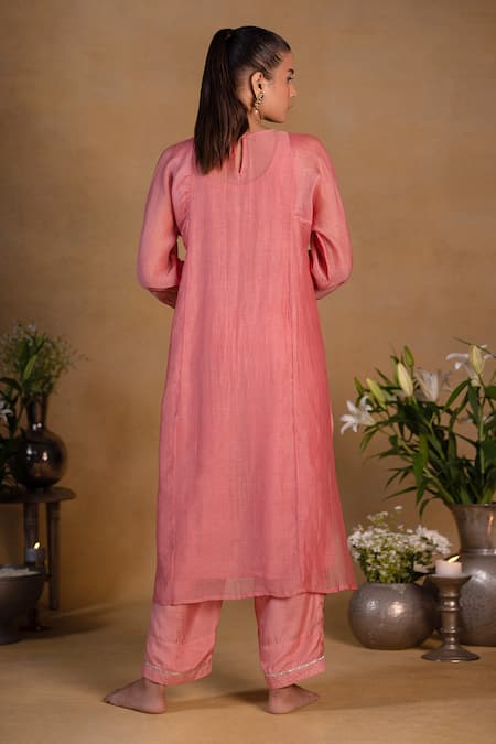 Shop Pants And Pajamas Peach Organza, Chanderi, Cotton Silk Thread Work, Zardozi Embroidered Kurta Set at Aza Fashions Shop_Pants And Pajamas_Peach Organza, Chanderi, Cotton Silk Thread Work, Zardozi Embroidered Kurta Set _at_Aza_Fashions