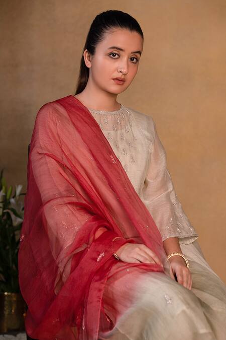 Shop Pants And Pajamas Beige Organza Sequins, Zardozi Work Embroidered Dupatta Online at Aza Fashions Shop_Pants And Pajamas_Beige Organza Sequins, Zardozi Work Embroidered Dupatta _Online_at_Aza_Fashions