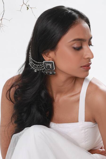 Shop Vaidaan Black Metallic Thread, Beads Khizan Earrings With Ear Chain Online at Aza Fashions Shop_Vaidaan_Black Metallic Thread, Beads Khizan Earrings With Ear Chain _Online_at_Aza_Fashions