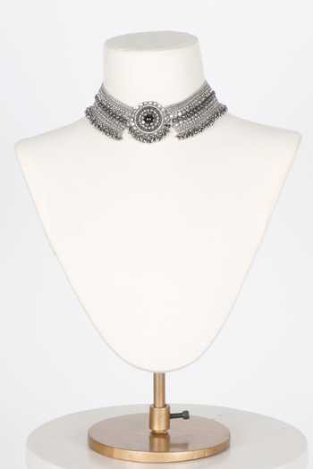 Buy Vaidaan Black Dui Rashk Choker Online at Aza Fashions Buy_Vaidaan_Black Dui Rashk Choker _Online_at_Aza_Fashions