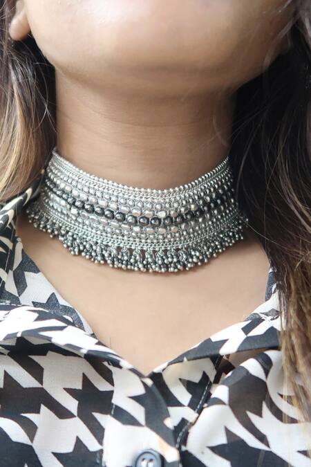 Vaidaan_Grey Rashk Choker _Online_at_Aza_Fashions