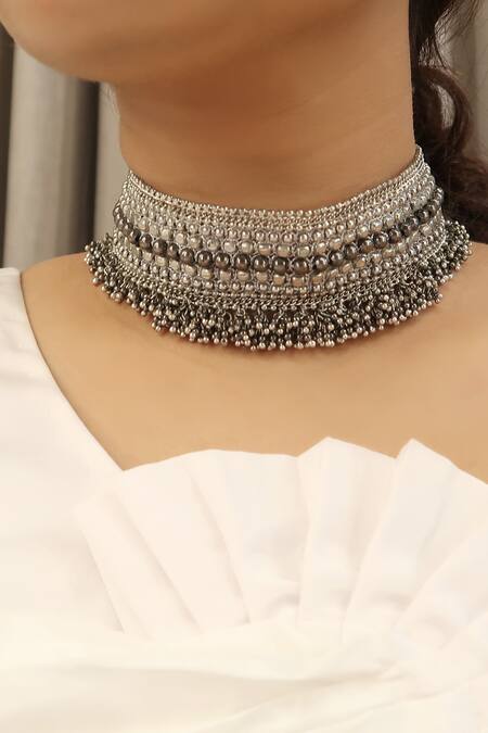 Buy_Vaidaan_Grey Rashk Choker _Online_at_Aza_Fashions