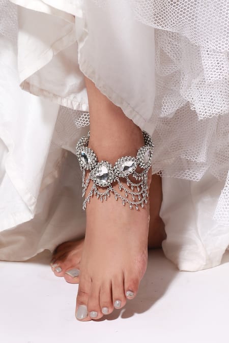 Vaidaan_Grey Beads Soha Anklets _Online_at_Aza_Fashions