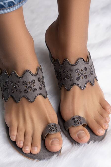 The Alter_Grey Suede Kolhapuri Block Heels_Online_at_Aza_Fashions