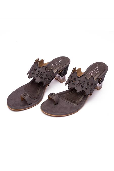 Buy_The Alter_Grey Suede Kolhapuri Block Heels_Online_at_Aza_Fashions