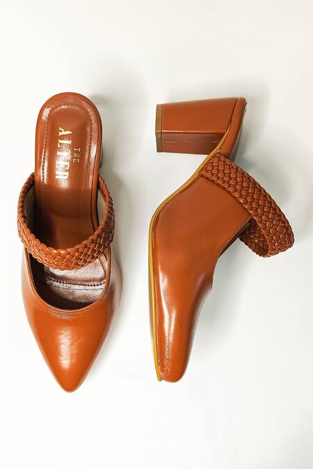 Shop The Alter Brown Woven Pointed Toe Block Heels Online at Aza Fashions Shop_The Alter_Brown Woven Pointed Toe Block Heels _Online_at_Aza_Fashions
