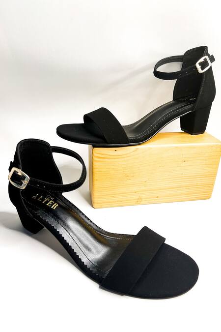 Basic Editions Black Low Wedge Sandals Womens Size 9.5W Buckle close  Strappy | eBay