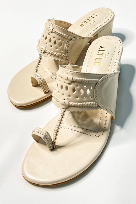 Buy The Alter White Cut Work Kolhapuri Block Heels Online at Aza Fashions Buy_The Alter_White Cut Work Kolhapuri Block Heels _Online_at_Aza_Fashions