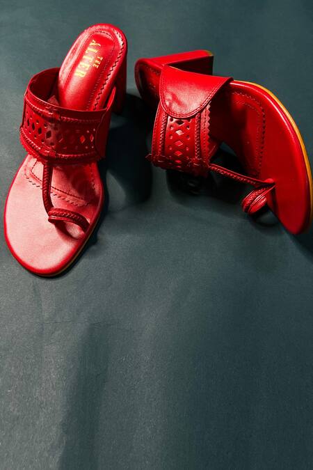Buy The Alter Red Cut Work Kolhapuri Block Heels Online at Aza Fashions Buy_The Alter_Red Cut Work Kolhapuri Block Heels _Online_at_Aza_Fashions