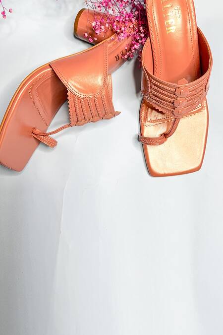Shop The Alter Peach T-shaped Kolhapuri Block Heels Online at Aza Fashions Shop_The Alter_Peach T-shaped Kolhapuri Block Heels_Online_at_Aza_Fashions