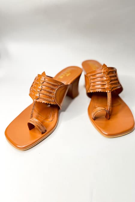 Shop The Alter Brown T-shaped Kolhapuri Block Heels at Aza Fashions Shop_The Alter_Brown T-shaped Kolhapuri Block Heels _at_Aza_Fashions