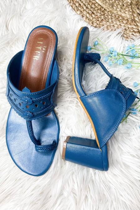 The Alter Blue Cutwork Kolhapuri Block Heels Online at Aza Fashions The Alter_Blue Cutwork Kolhapuri Block Heels _Online_at_Aza_Fashions