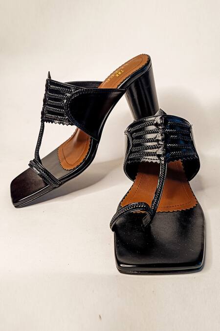 Shop The Alter Black T-shaped Kolhapuri Block Heels Online at Aza Fashions Shop_The Alter_Black T-shaped Kolhapuri Block Heels _Online_at_Aza_Fashions