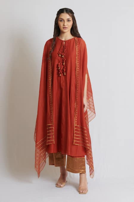 Brij Long Kurta Set With Cape 