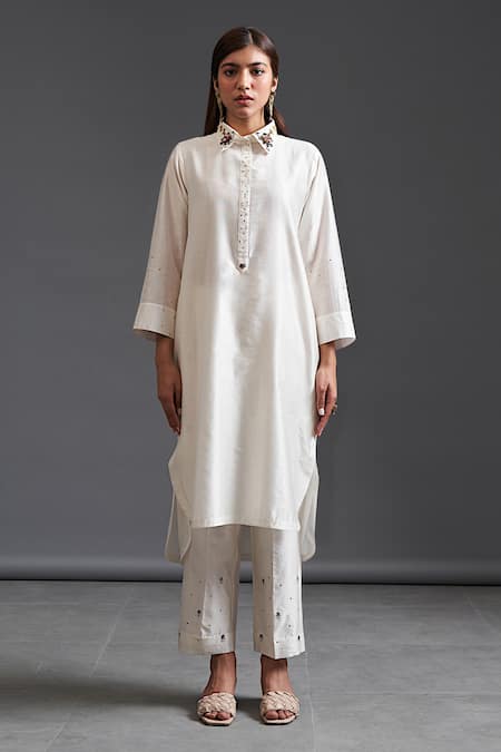 Anantaa by Roohi Silk Chanderi Collared Kurta 